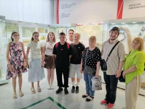 Выставка портретов бойцов, погибших в зоне СВО   